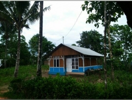 Rumah warga dengan paduan warna menarik | Dokumentasi pribadi 