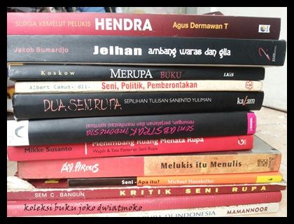 Membaca buku tetaplah lebih nyaman daripada membaca lewat gawai(koleksi pribadi)