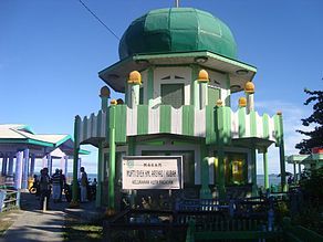 Kubah Pagatan:Makam Syekh H.Muh. Arsyad Lamak Sumber foto: wikimedia.org