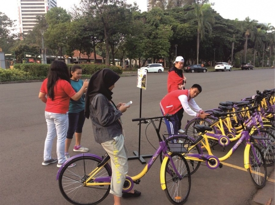 Banyak Masyarakat yang Tertarik Mencoba Bike Sharing (Foto : @kaekaha)