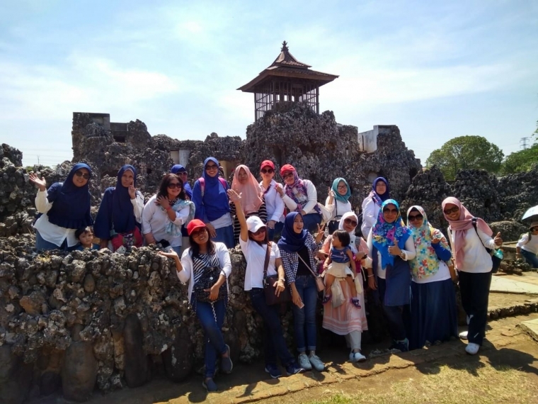 zamrud-ke-cirebon-224-jpg-5c36c54cbde5756c167d1982.jpg