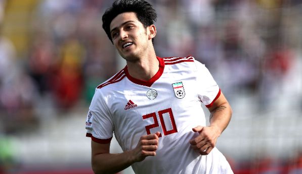 Sardar Azmoun, pencetak 2 gol Iran ke gawang Vietnam (dok. goal.com)