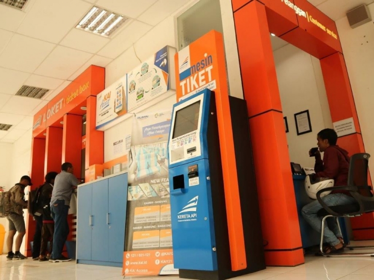 Tiket Manual Petigas, Mesin Tiket KA , Bgn Pelayanan Pelanggan--Sts Cimahi. Foto Dok J.Krisnomo (13/01/19)