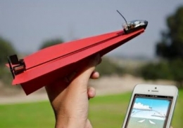 Paper Airplane Berbasis Teknologi/sumber : imacedar.org