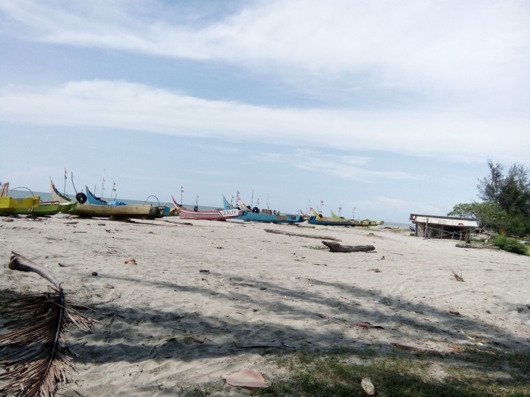Pantai Pasir Ganting Inderapura. Dokumen Pribadi.