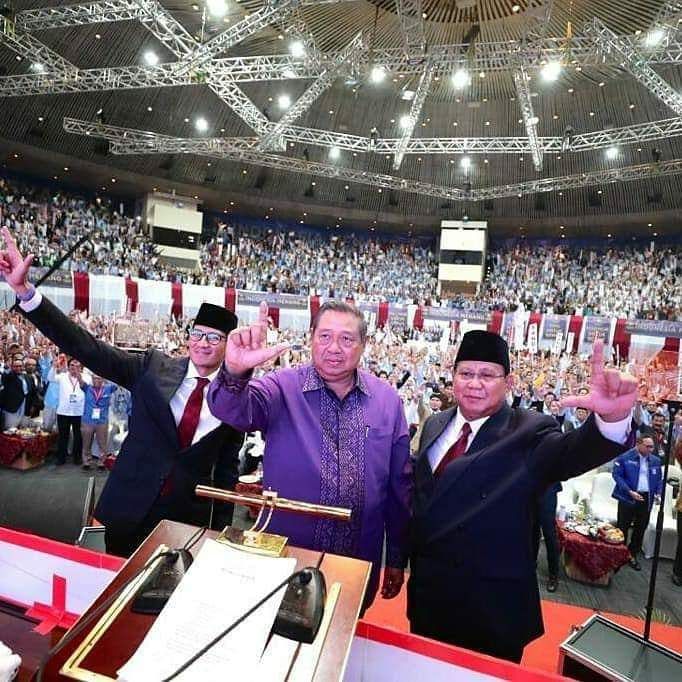 Capres dan Cawapres Prabowo-Sandi bersama SBY di JCC. dok. gerindra