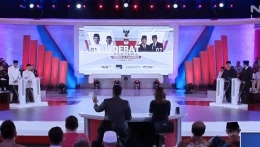 sumber gambar : https://cdn.timesmedia.co.id/images/2019/01/17/Debat-pilpres-2019-AB.jpg