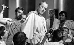 Julius Caesar dibunuh Brutus.(Sumber website Pentucket profile)