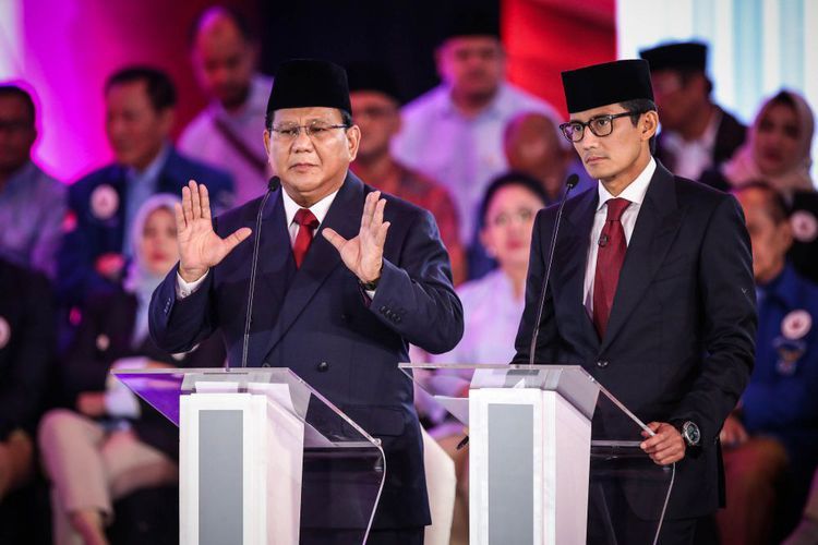 Prabowo dan Sandiaga Uno dalam Debat Capres 2019 / Foto Kompas.com 
