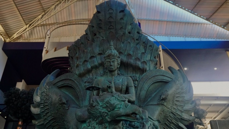 Patung Garuda Wisnu Kencana 'kecil'. (Dok. Pribadi)