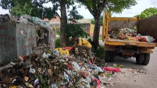 sampah di kota Kupang - ilustrasi : kupang.tribunews.com