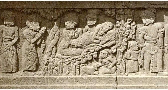 Relief pada Candi Panataran. Pict: historia.id
