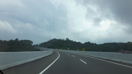 Jembatan panjang di ruas Semarang-Solo (dok pribadi)