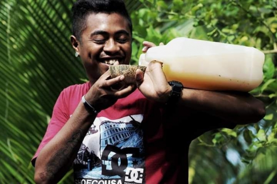 Tuak kelapa (Foto: FB/Evin Johanes)