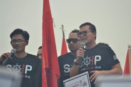 Salah satu aksi protes SP JICT terhadap perpanjangan kontrak JICT dengan HPH (sumber: Kiki Handriyani)