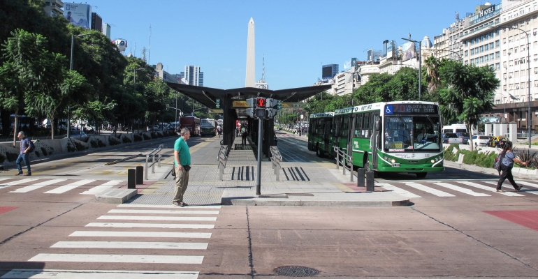 BRT di Buenos Aires (sumber foto: itdp.org)