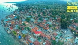 Ket.: Desa Lamahala Jaya dipandang dari udara. Sumber: FB Hamzah Abdullah