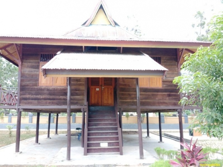 Rumah Tradisional Masyarakat Sulawesi Tenggara.dokpri