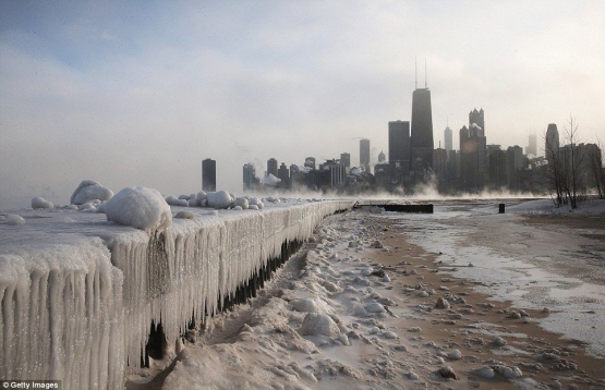 Suhu ekstrim dingin akibar=t fenomena vortex polar yang baru saja melanda AMerika. Photo: Gettu Images