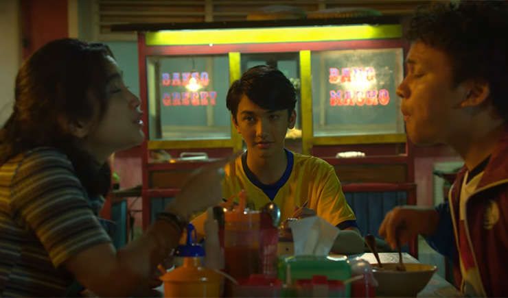 Terlalu Tampan Sajian Komedi Absurd dan Penuh Makna Terlalu Tampan Sajian Komedi Absurd dan Penuh Makna