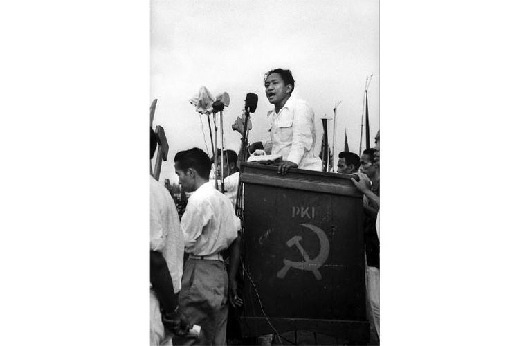 DN Aidit ketika kampanye PKI pada 1955 (Sumber Kompas.com)