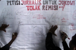 Petisi jurnalis menolak remisi pembunuh Wartawan Radar Bali (Antara Foto/Rahmad) 