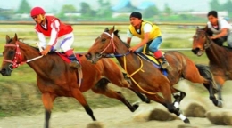 Pacuan kuda di Siborongborong masa kini (Foto: harianbatakpos.com)