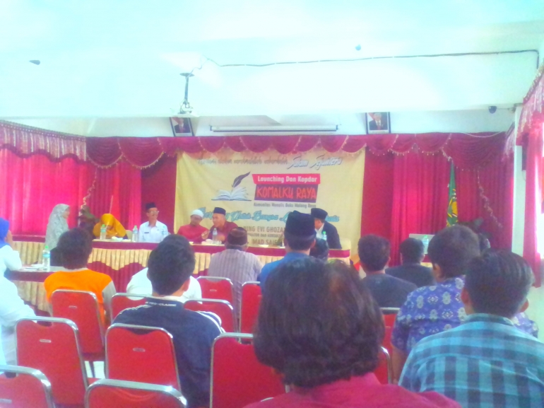 Situasi Acara Workshop dan Launching Buku oleh Komalku Raya di MTsN 1 Malang. Sumber gambar: dok.pribadi (Deddy Husein S)