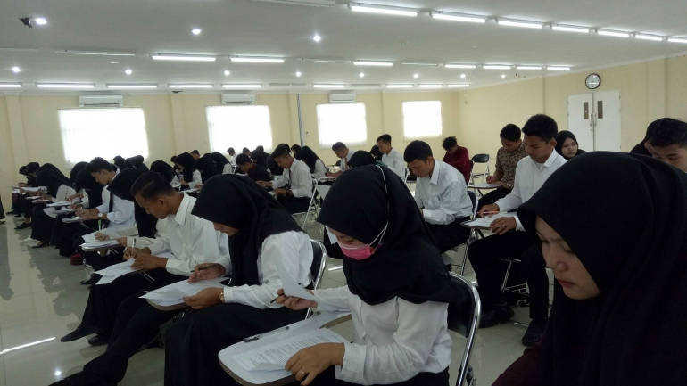 Suasana ujian akhir semester (dokpri)