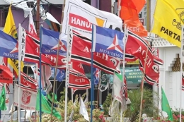 Bendera Lintas Partai (Sumber: pikiranmerdeka.co/istimewa)