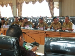 Rapat Dengar Pendapat di ruang pertemuan besar di lantai 4 Gedung B DPRD Kalsel kemarin, (11/02). Dok pri