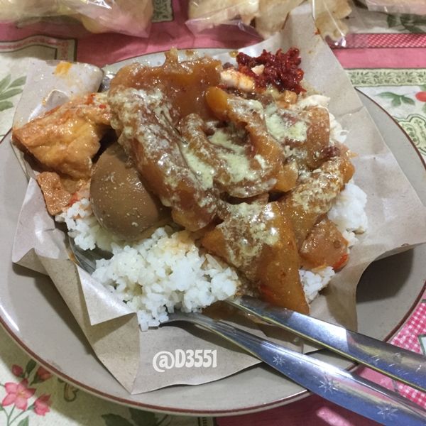 Gudeg Koyor Bu Har | dok pribadi