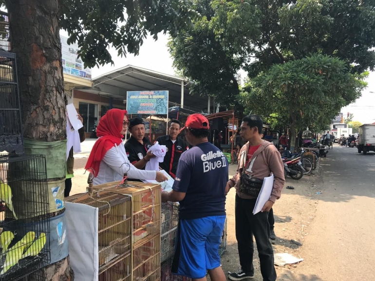 Caleg DPR-RI No 7 dari Dapil Jabar 1 (Kota Bandung dan Kota Cimahi) No 7 Retno Ayu blusukan ke kampung-kampung di Kota Bandung