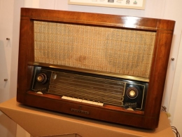 Radio Kuno. Pameran Radio Antik di Museum Kota Bandung, Sabtu (16/02/19), Foto Dok J.Krisnomo