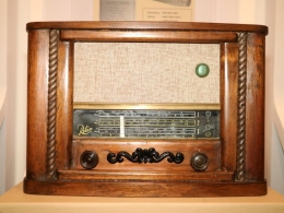 Radio Kuno. Pameran Radio Antik di Museum Kota Bandung, Sabtu (16/02/19), Foto Dok J.Krisnomo