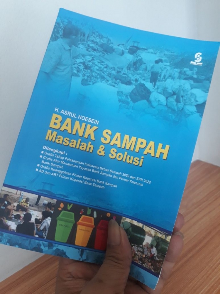 Ilustrasi: Launching Buku Bank Sampah Masalah dan Solusi. Sumber: Pribadi