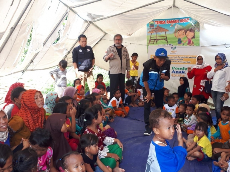 Anak-anak korban bencana di tenda pengungsian dokpri