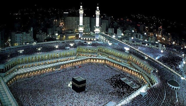 suasan di Masjidil Harram, Mekkah. (sumber: paperpull.com)