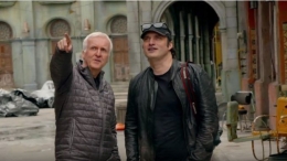 James Cameron (kiri) dan Robert Roodriguez (kanan) dalam proses syuting Alita: Battle Angel. Sumber : ganiveta.com
