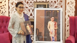 Mien Uno adalah perempuan berpengaruh di Indonesia menurut Asia Globe, sekaligus ibu Sandiaga Uno - Foto: Kartini