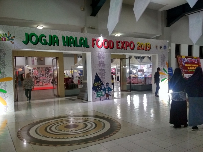 Ruang 'Jogja Expo Center' untuk Jogja Halal Expo 2019. Sumber: penulis