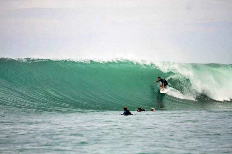 Pantai Sorake, Nias Selatan (Gambar: niasislandsurfcampindonesia.com)