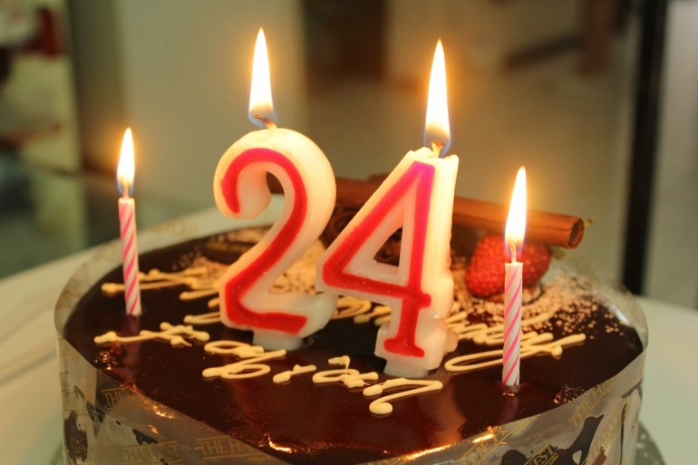 Happy Birthday sahabat yang ke 24 (ilustrasi : sapibicara.blogspot.com)