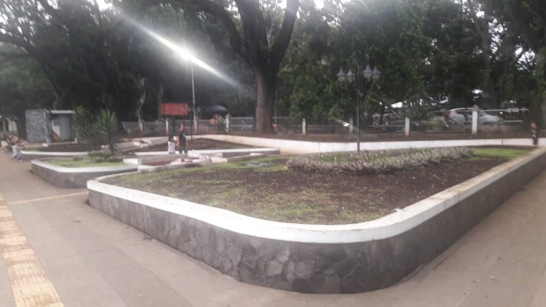 Taman di GOR Saparua