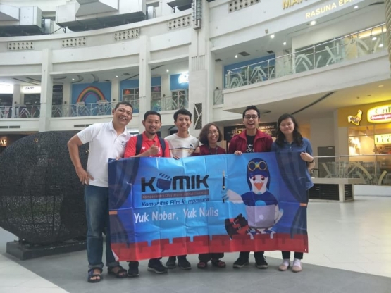 Nonton Dilan bersama KOMiK di Epicentrum XXI