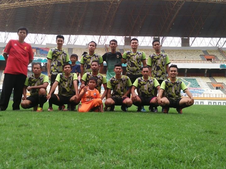 Tim Elang Nusantara 05 nyetadion di Wibawa Mukti(dokpri)