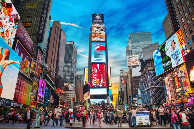  Times Square Manhattan New York City, dengan berbagai hiburan mewahnya ...... | gonyclourism.com
