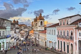 Pelourinho, Salvador, Brazil (Sumber: www.tripsavvy.com)