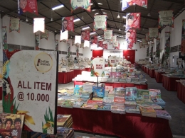 buku-buku di Festival Patjar Merah . dok : Dimas Anggoro