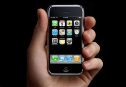 iPhone versi 1.0 tahun 2007 - Foto: techbuffalo.com